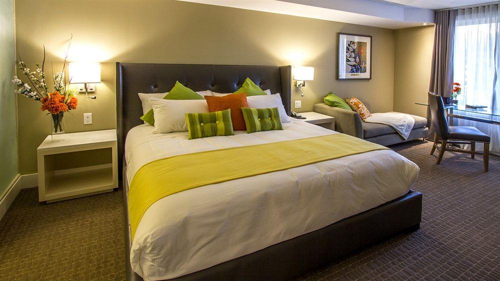 Living Water Resort & Spa Collingwood Esterno foto